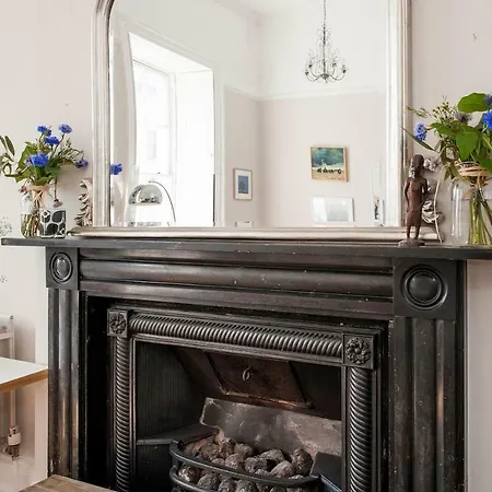 شقة Beautiful Georgian In Clifton Village بريستول
