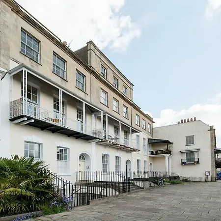 דירה Beautiful Georgian In Clifton Village בריסטול